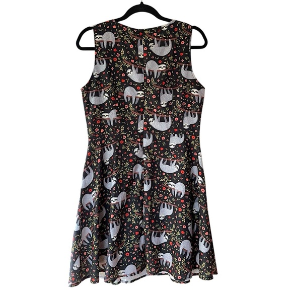 LA SOUL NWOT SLEEVELESS FIT & FLARE SMILING SLOTH DRESS LINED | SIZE: SMALL - Picture 8 of 11